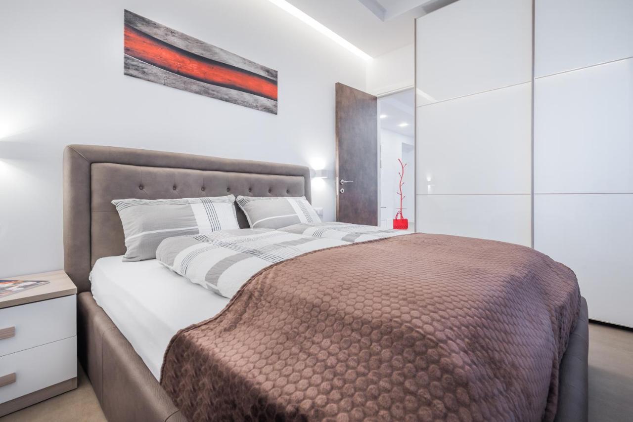 Fior Apartments Schiller Мерано Экстерьер фото